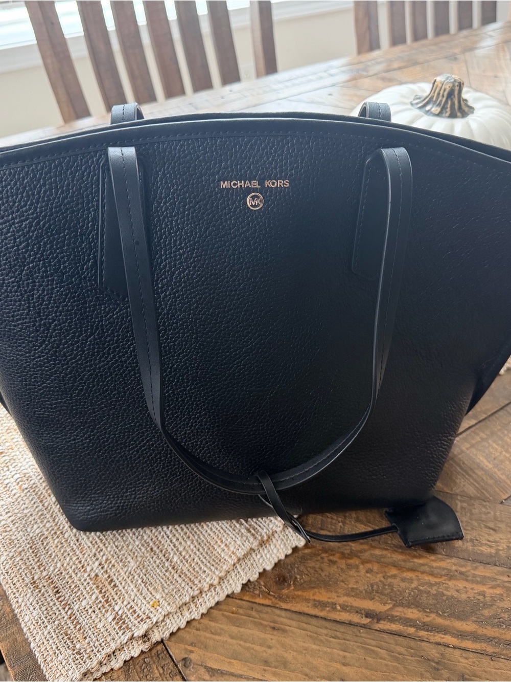 MICHAEL KORS Black Pebbled Leather Tote